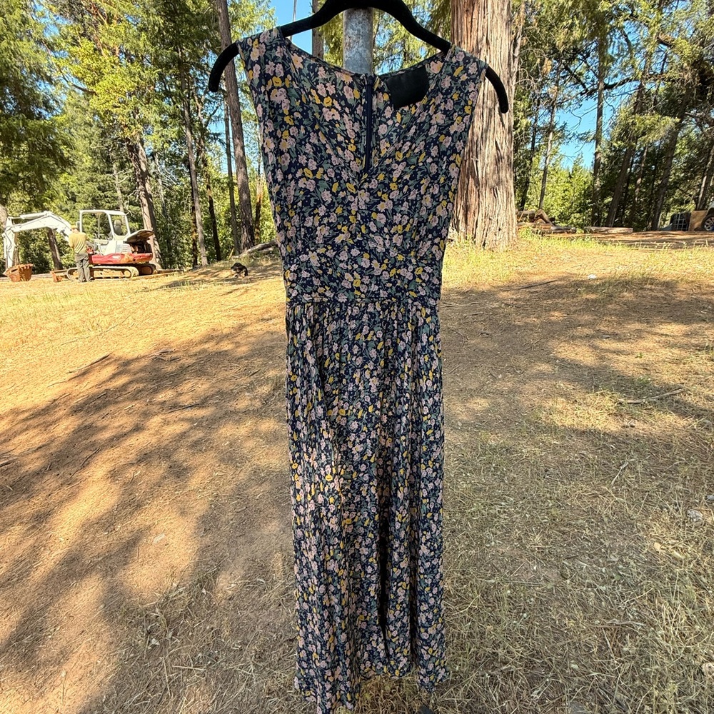 No. 6 Silk Floral Sleeveless Dress